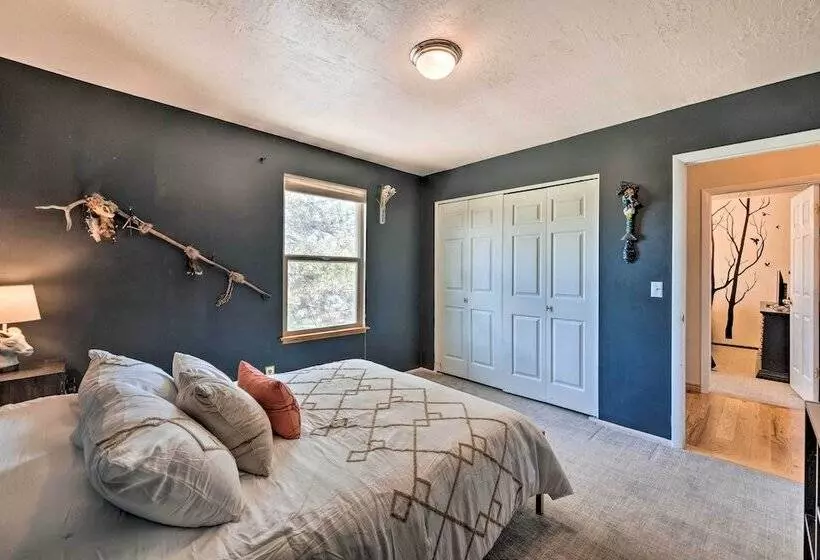 Eclectic Salt Lake Home With 2 Decks + Fire Pit!