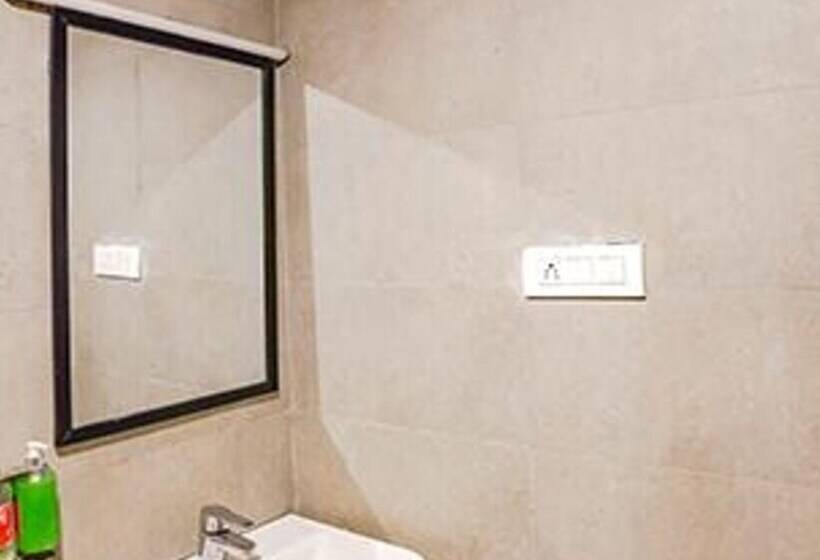 Fabhotel Santosh Palace