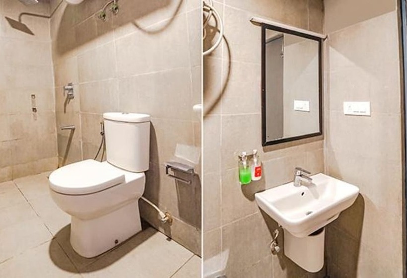 Fabhotel Santosh Palace