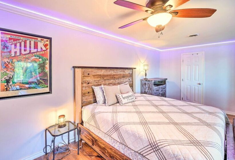 Family Friendly Lakeview Home W/ Private Yard