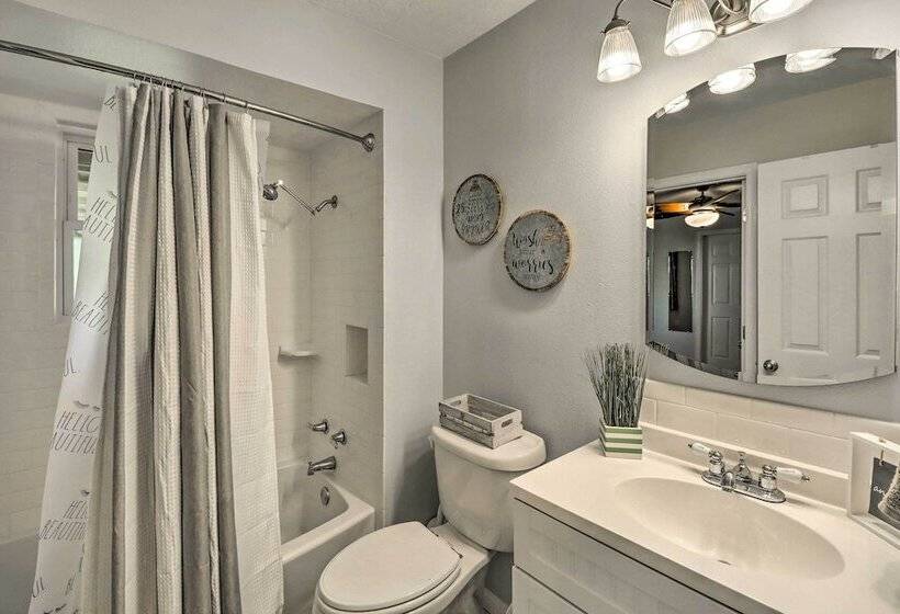 Family Friendly Lakeview Home W/ Private Yard