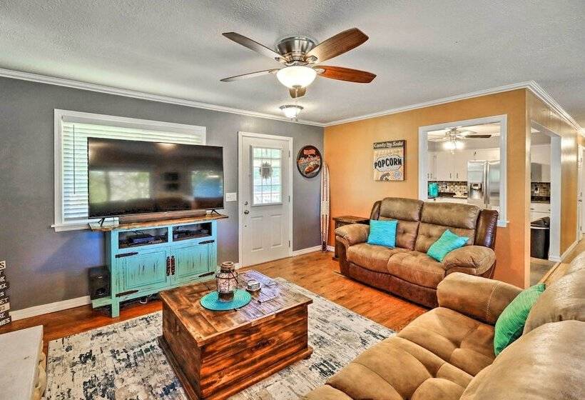 Family Friendly Lakeview Home W/ Private Yard