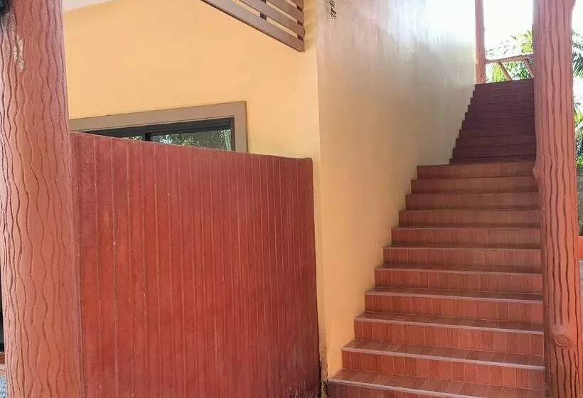 Hotelli Baan Suan Villas Resort