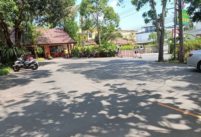 ホテル Baan Suan Villas Resort