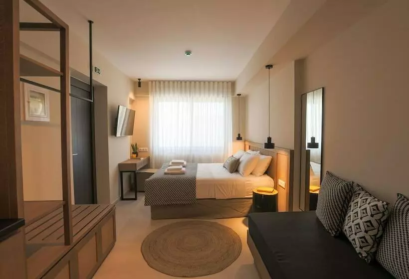 ホテル Elivia Boutique Suites