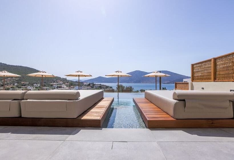 酒店 Elivia Boutique Suites