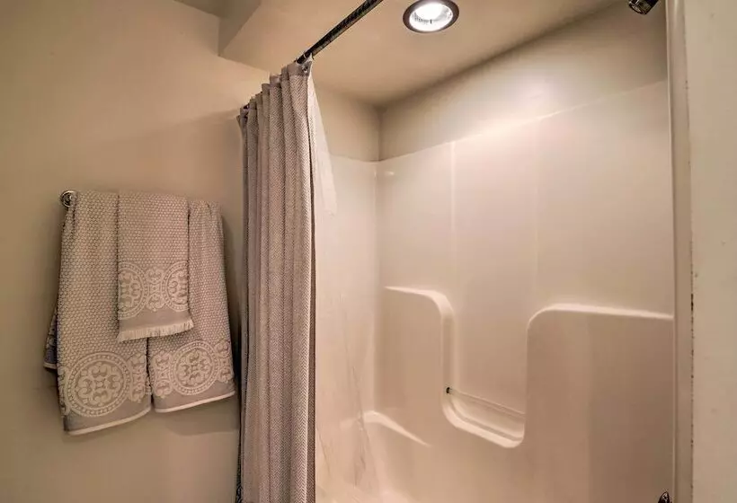 Black Mountain Gem W/ Inviting Deck & Scenic Views