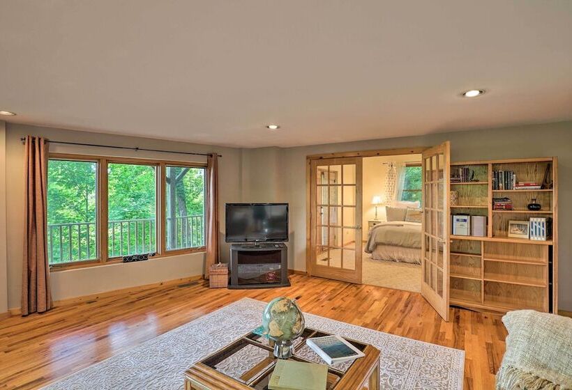 Black Mountain Gem W/ Inviting Deck & Scenic Views