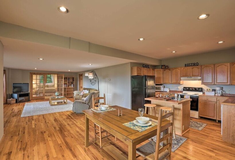 Black Mountain Gem W/ Inviting Deck & Scenic Views