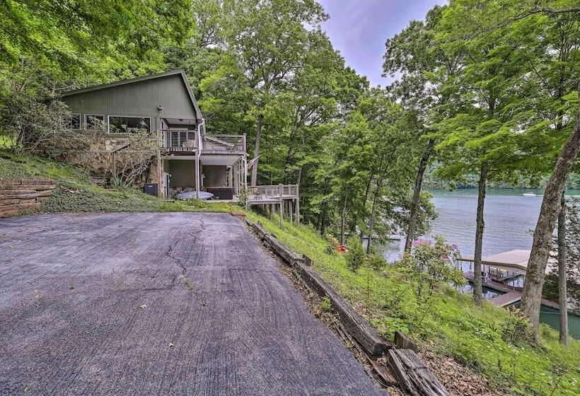 Inviting Family Abode W/ Dock On Norris Lake!