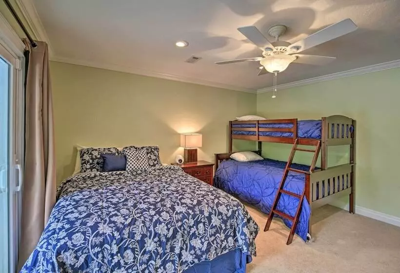 Inviting Family Abode W/ Dock On Norris Lake!