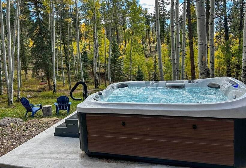 Grand Home W/ Hot Tub: 5 Mi To Angel Fire Resort!