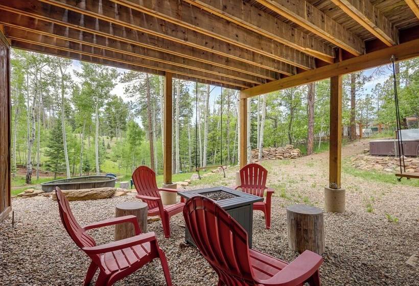 Grand Home W/ Hot Tub: 5 Mi To Angel Fire Resort!