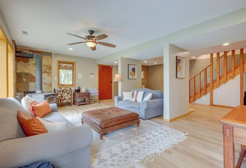 Grand Home W/ Hot Tub: 5 Mi To Angel Fire Resort!