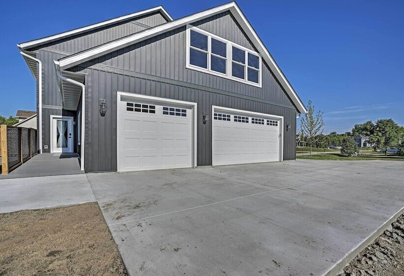 Luxury Cannon Lake Home W/ Private Pool & Views