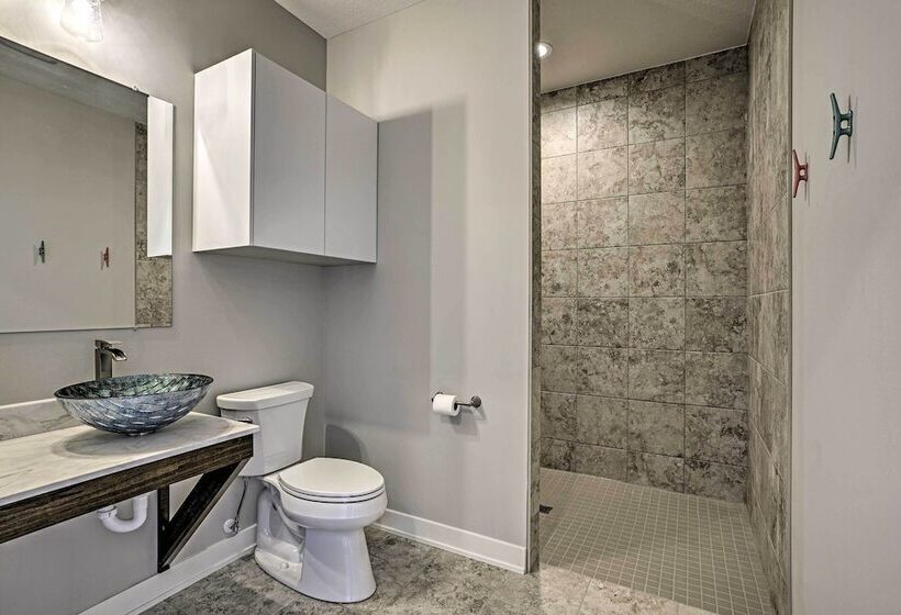 Luxury Cannon Lake Home W/ Private Pool & Views