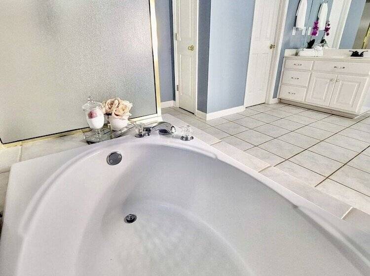 Пансион The Maxwell Place