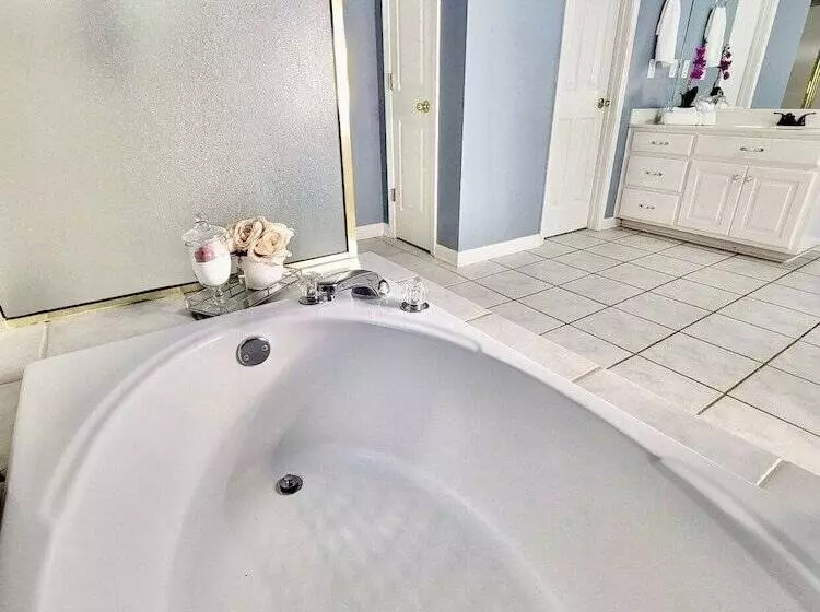 Majatalo The Maxwell Place