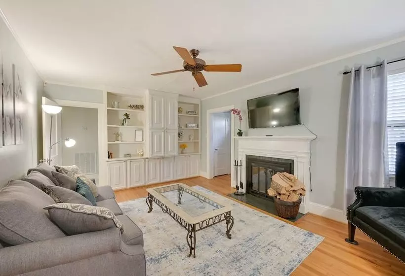 Quaint Goldsboro Home W/ Screened In Porch!