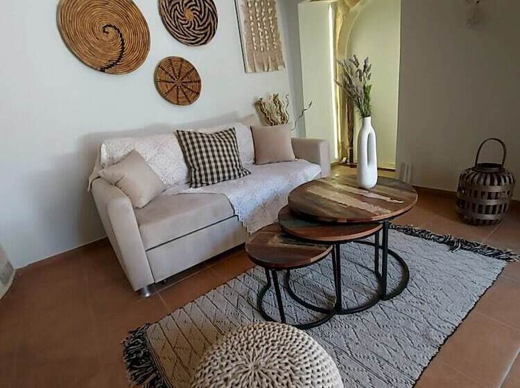 דירת נופש Minoa 1890a Charming Guesthouse In Crete