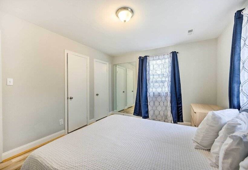 Richmond Home W/ Fire Pit   12 Mi To Downtown