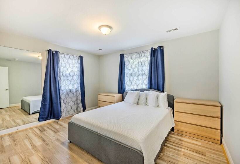 Richmond Home W/ Fire Pit   12 Mi To Downtown