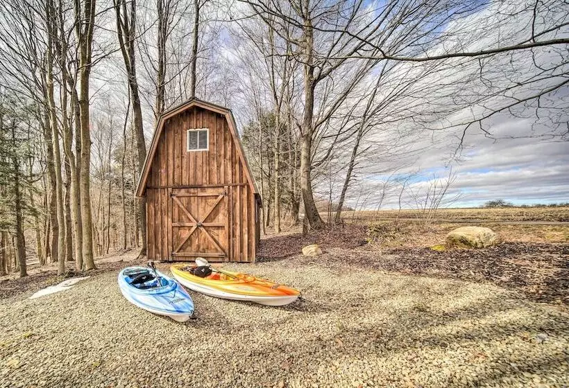 Rose Valley House : Yard, Deck + Game Room!