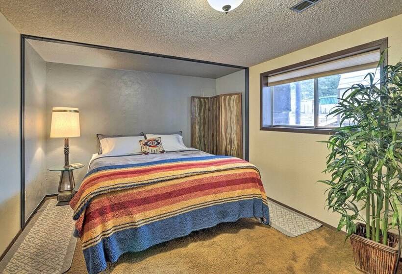 Rustic Western Home: Walk To Winchester Lake!