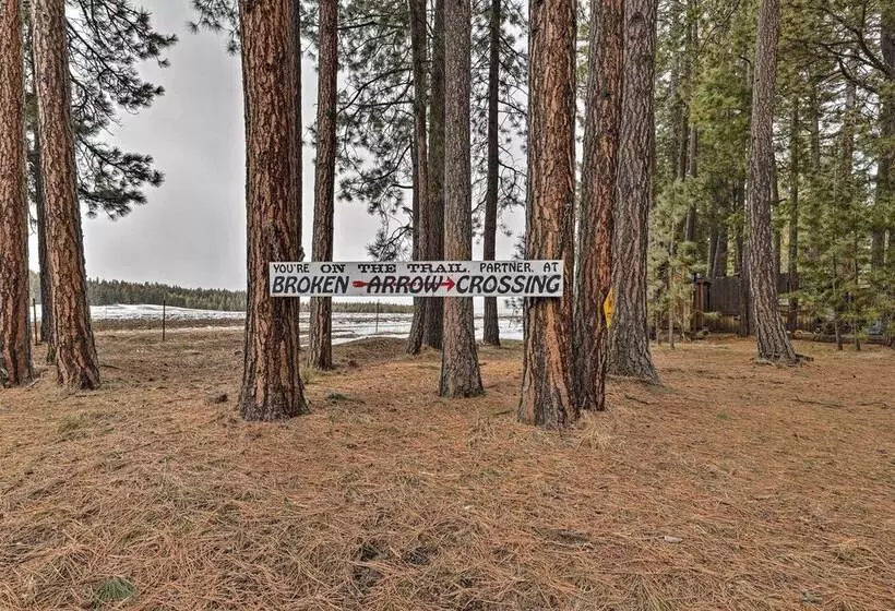 Rustic Western Home: Walk To Winchester Lake!