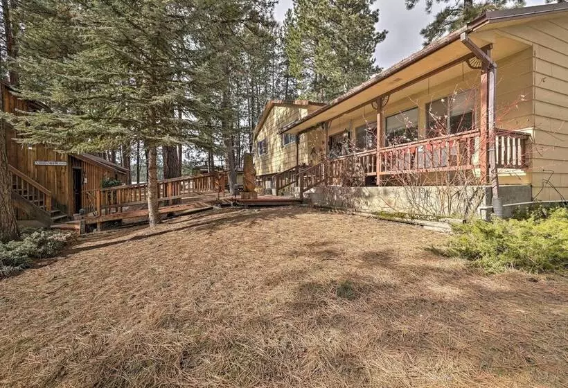 Rustic Western Home: Walk To Winchester Lake!