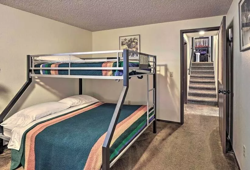 Rustic Western Home: Walk To Winchester Lake!