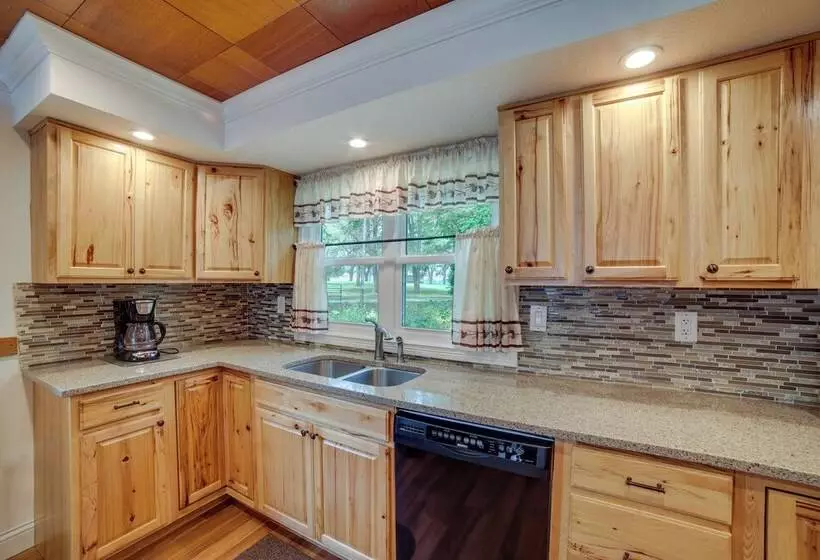 Waterfront Monticello Home W/ Fire Pit & Deck!