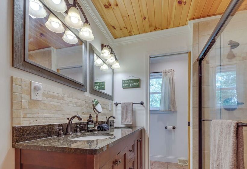 Waterfront Monticello Home W/ Fire Pit & Deck!