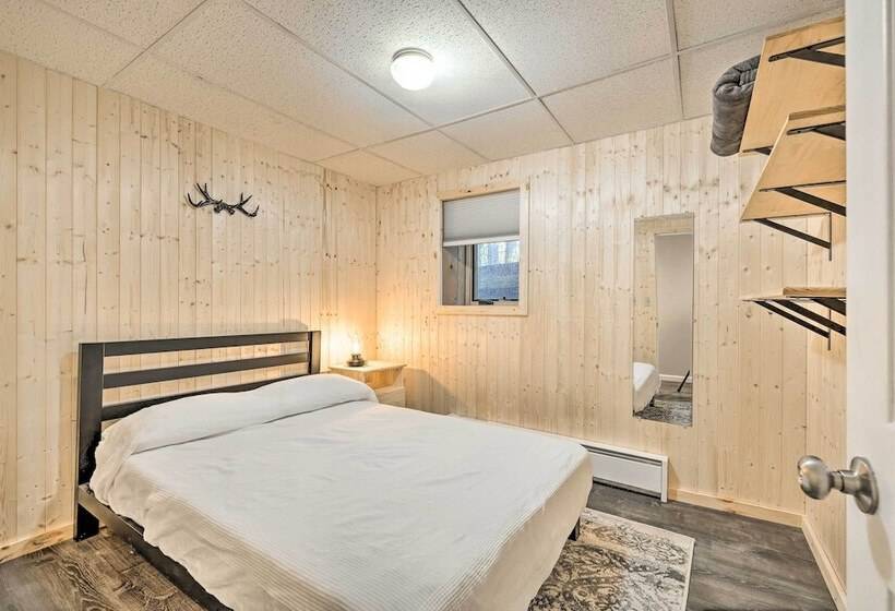 Game Room, Fire Pit & Deck: Spacious Poconos Home!