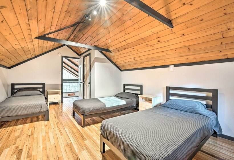 Game Room, Fire Pit & Deck: Spacious Poconos Home!