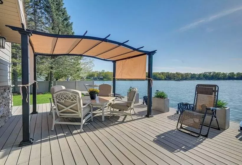 Michigan Island Lake House: Sunrise & Sunset Views