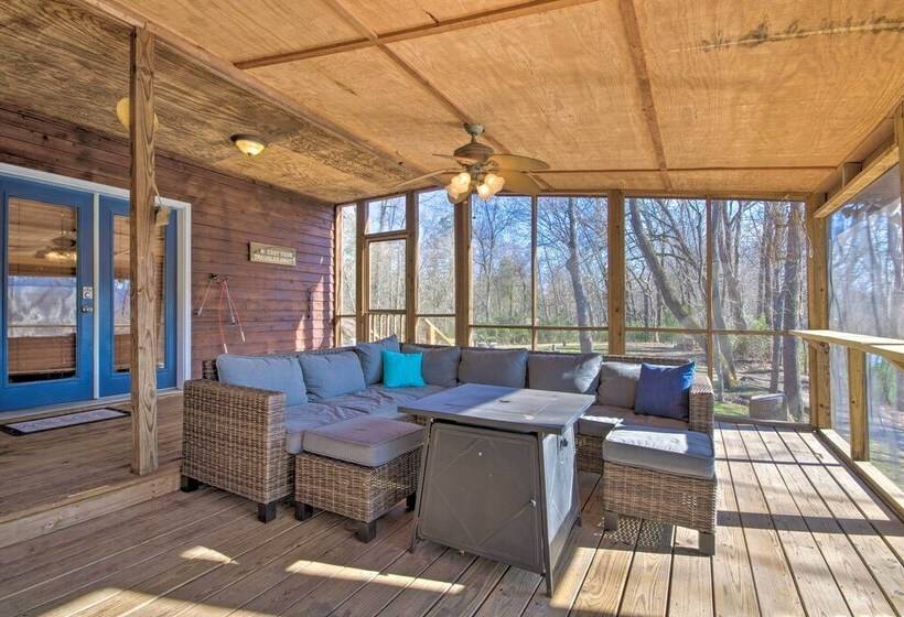 Updated Cabin On White River By Boat Landing!