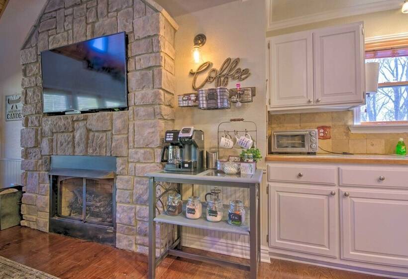 Updated Cabin On White River By Boat Landing!