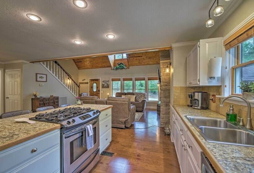 Updated Cabin On White River By Boat Landing!