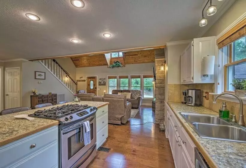 Updated Cabin On White River By Boat Landing!