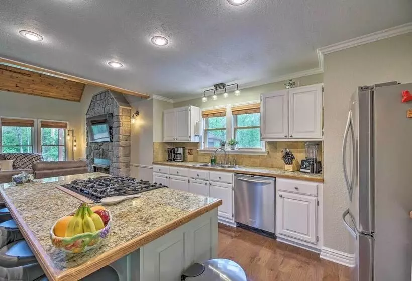 Updated Cabin On White River By Boat Landing!