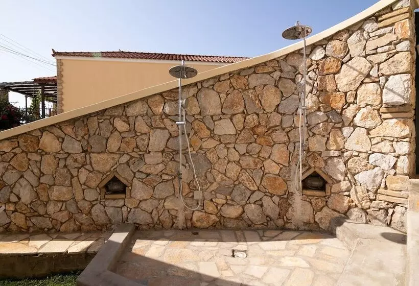 Votsalakia Hotel & Luxury Apartments