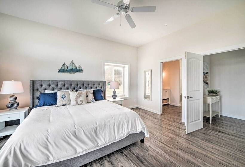 Waterfront Scotland Beach Retreat W/ Private Beach