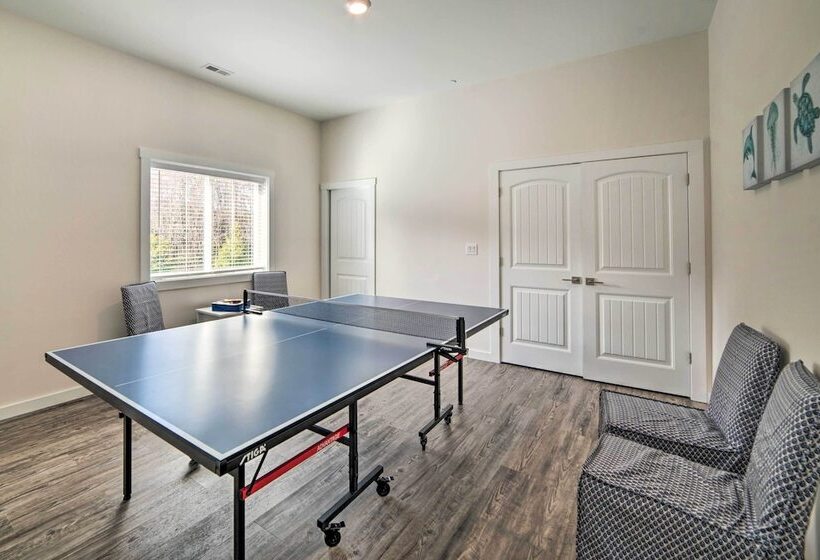 Waterfront Scotland Beach Retreat W/ Private Beach