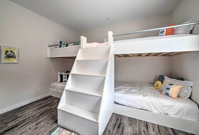 Waterfront Scotland Beach Retreat W/ Private Beach