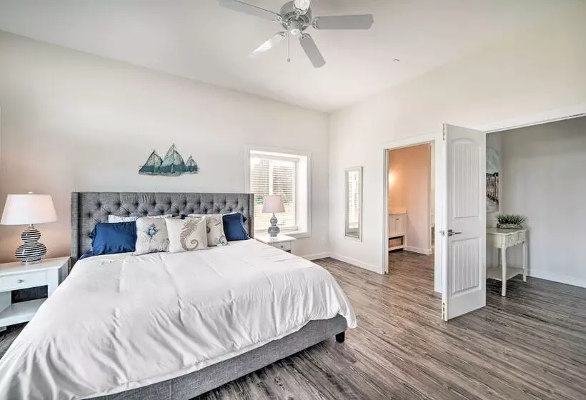 Waterfront Scotland Beach Retreat W/ Private Beach