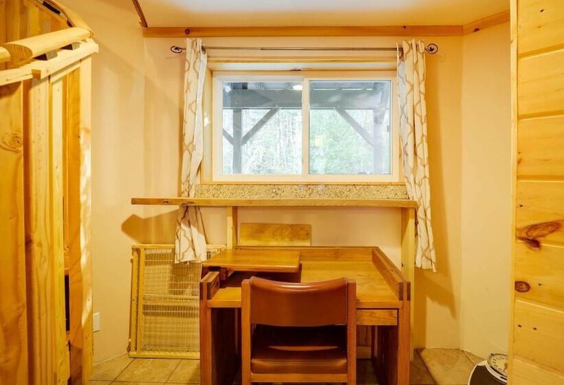 Unique West Jefferson Home W/ Fire Pit & Grill!