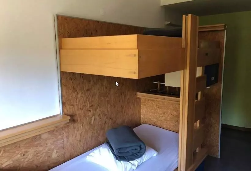 Auberge De Jeunesse Hi Annecy