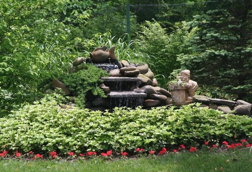 Cherry Valley Manor Luxury Bed And Breakfast