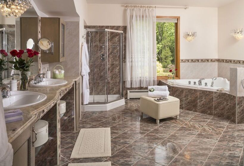 Cherry Valley Manor Luxury Bed And Breakfast